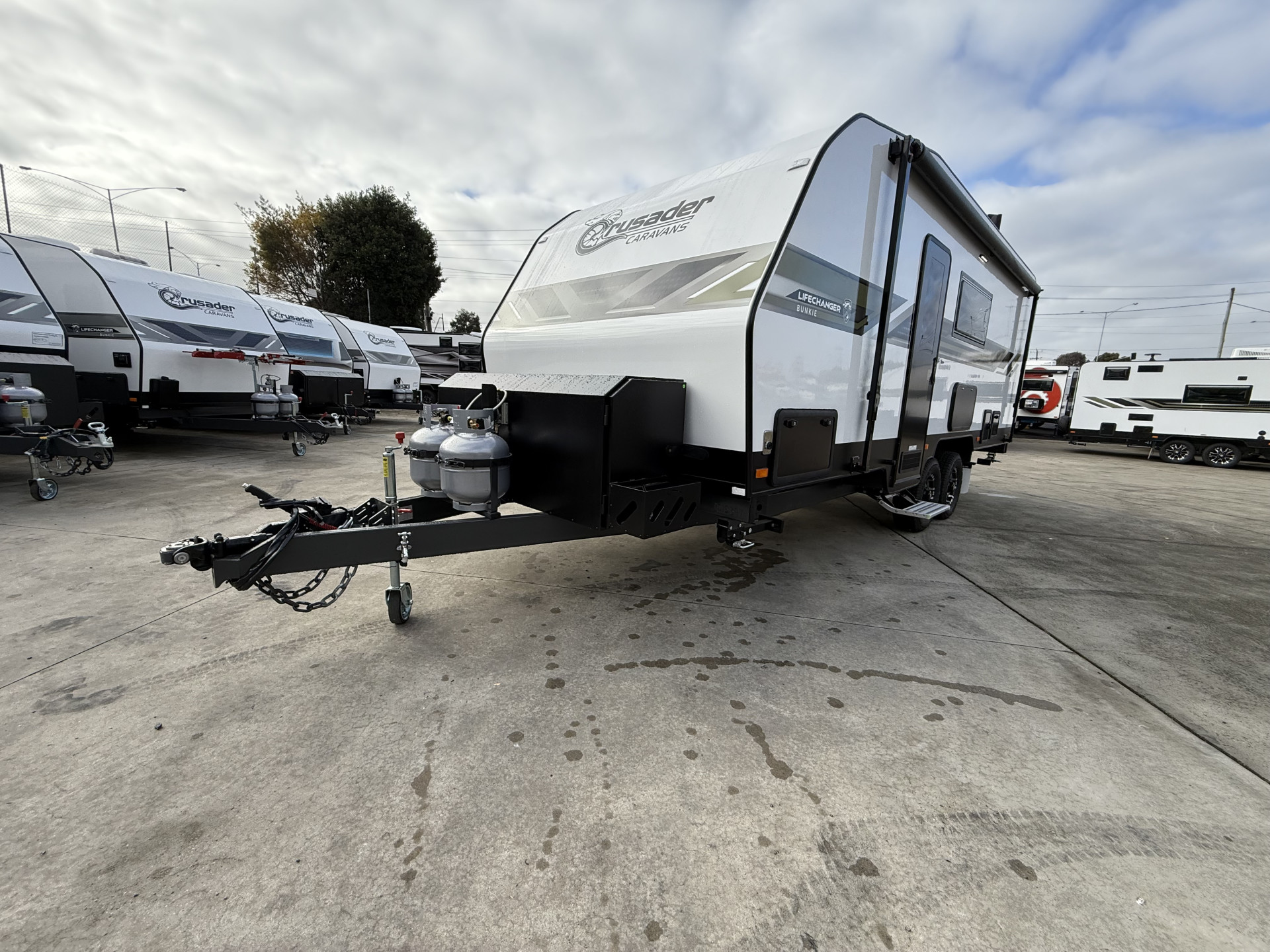 https://hub.caravea.au/storage/caravans/21IC9367/interior.jpg?q=iPuk9IcdPU