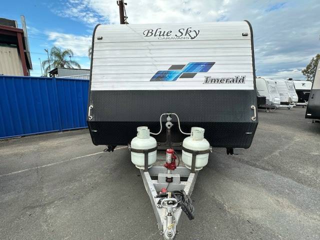 USED 2019 BLUE SKY EMERALD CARAVAN 2 AXLE