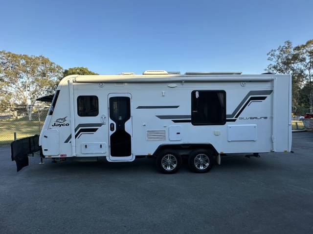 USED 2017 JAYCO SILVERLINE CARAVAN Dual Axle