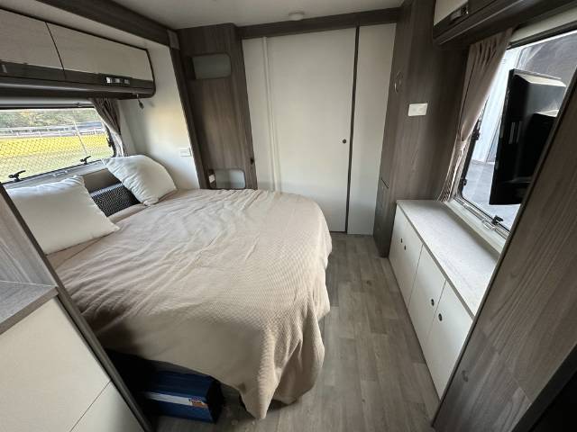 USED 2017 JAYCO SILVERLINE CARAVAN Dual Axle