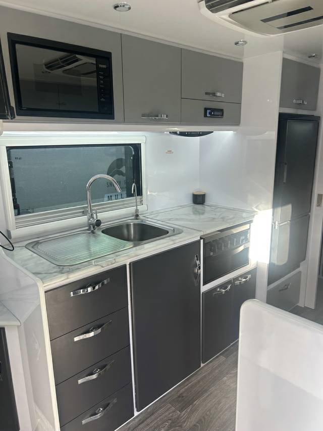NEW 2025 SNOWY RIVER SRT18 Caravan Single