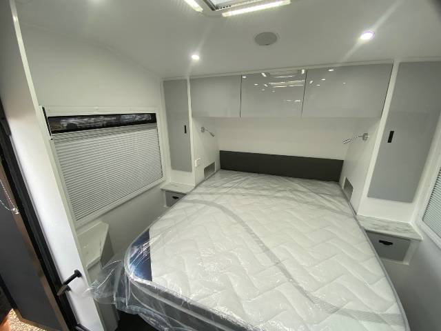 NEW 2023 GOODLIFE RV EXTREME 19MD WAS $94,990 OFF ROAD CARAVAN 2 AXLE