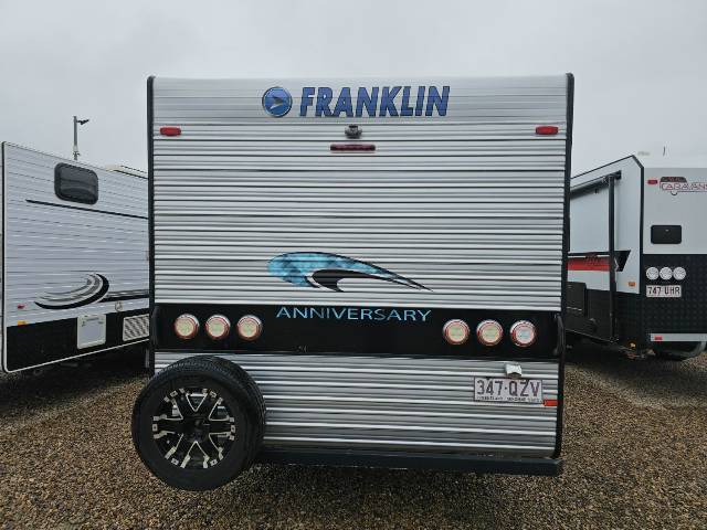 USED 2015 FRANKLIN ANNIVERSARY 206 CARAVAN 2 AXLE