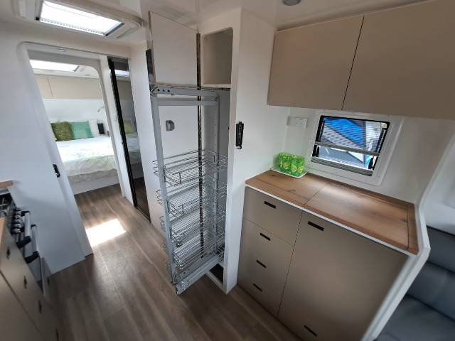 NEW 2023 TRACKVAN ALUMINIUM SERIES LTD 22’6″ CARAVAN 2 AXLE – Caravan ...