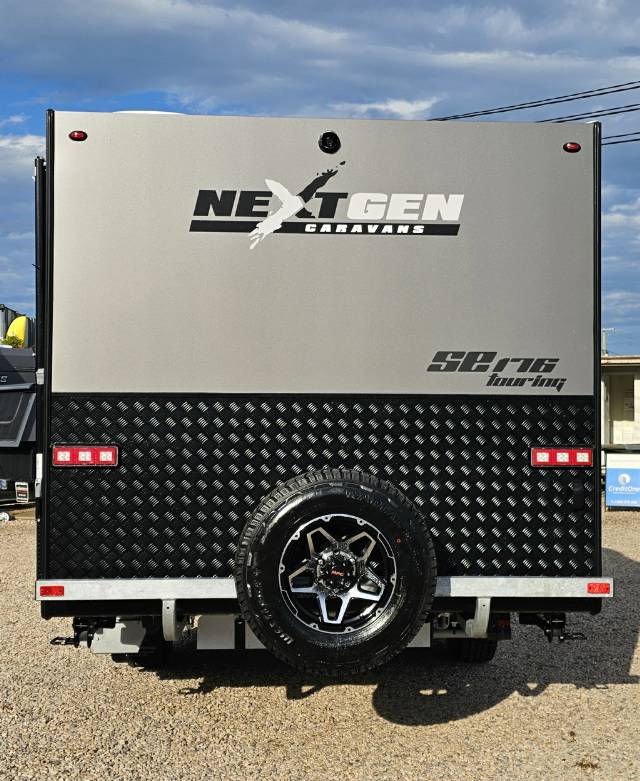 NEW 2024 NEXTGEN TOURING 17’6″R REAR DOOR CARAVAN 1 AXLE