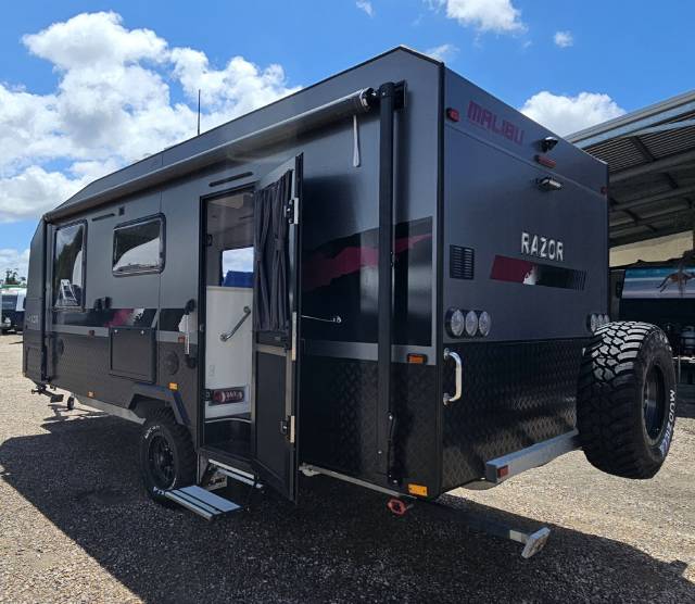 USED 2022 MALIBU RAZOR Caravan