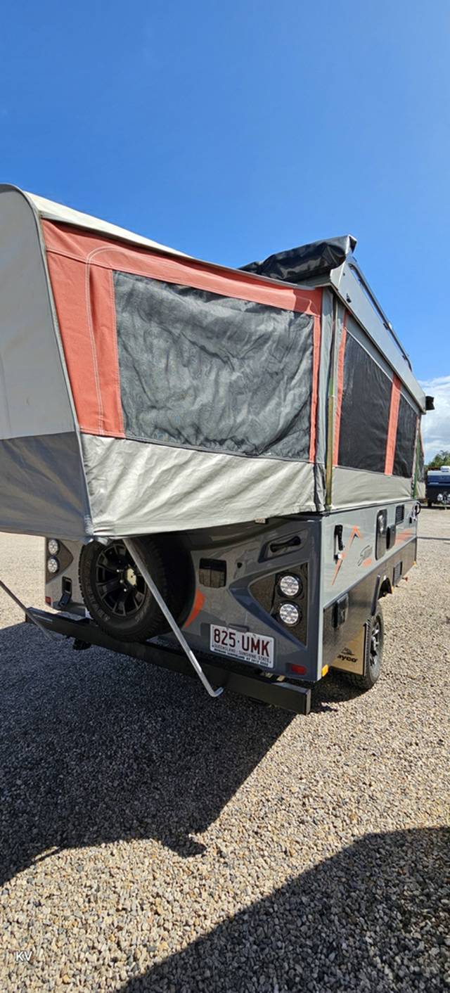 USED 2021 JAYCO SWAN CAMPER TRAILER 1 AXLE