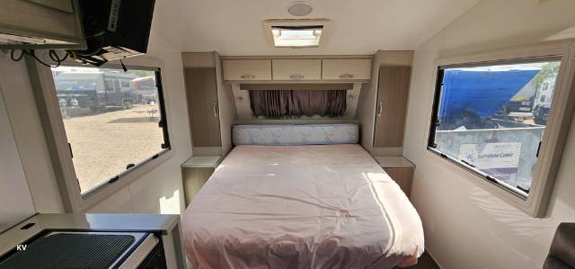 USED 2015 LEADER CARAVANS GOLD CARAVAN DUAL AXLE