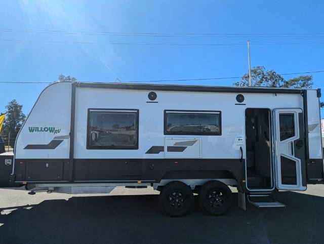 USED 2023 WILLOW RV BOAB 629 CARAVAN 2 AXLE