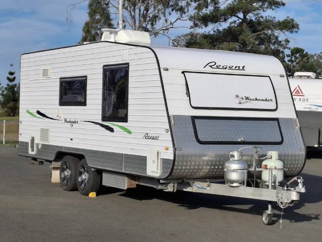 USED 2015 REGENT WEEKENDER CARAVAN 2 AXLE