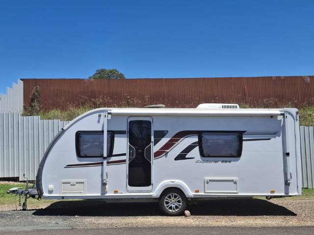 USED 2015 SWIFT EXPLORER 564 CARAVAN SINGLE AXLE