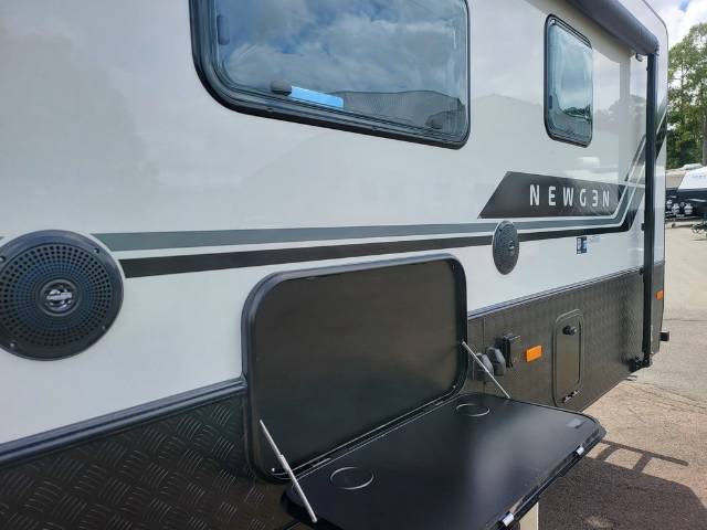 NEW 2024 NEWGEN NG21F 2 BUNK CARAVAN 2 AXLE