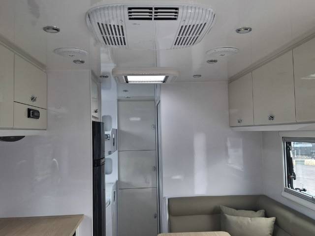 NEW 2024 NEWGEN NG21F 2 BUNKS CARAVAN 2 AXLE