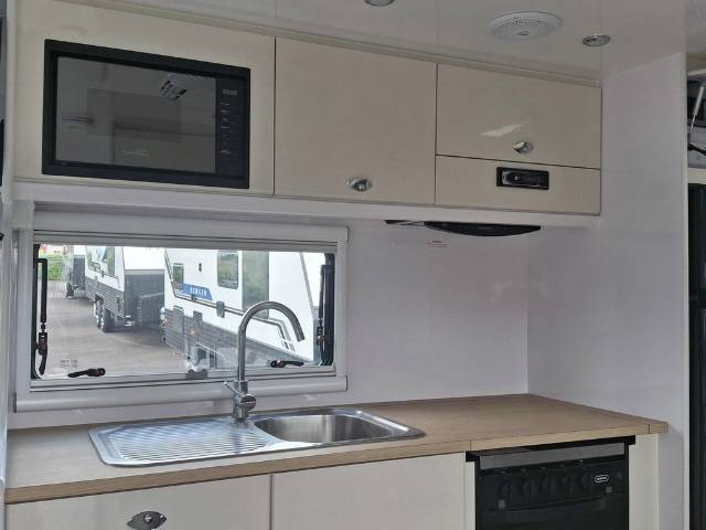 NEW 2024 NEWGEN NG21F 2 BUNKS CARAVAN 2 AXLE