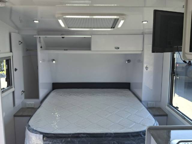 NEW 2024 NEWGEN NG21F 2 BUNK CARAVAN 2 AXLE