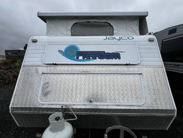 USED 2004 JAYCO FREEDOM POP TOP 2 AXLE