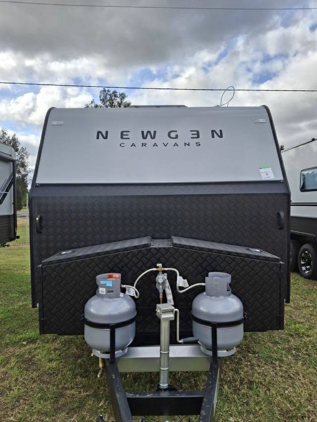 NEW 2024 NEWGEN NG18F 3 BUNK CARAVAN 1 AXLE