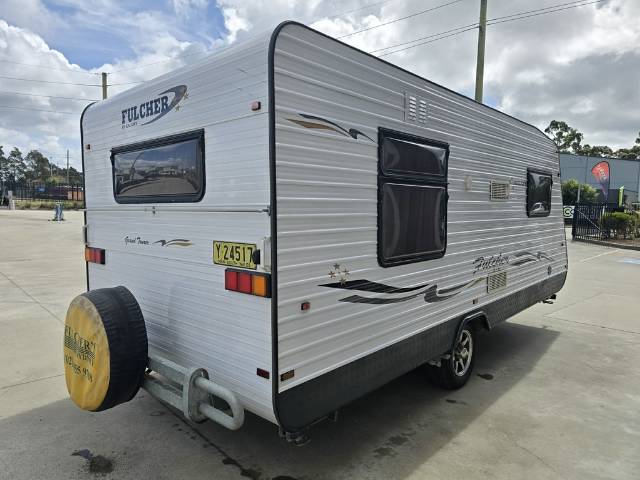 USED 2011 FULCHER GALAXY CARAVAN 1 AXLE