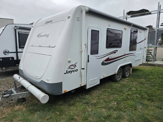 USED 2011 JAYCO STERLING CARAVAN 2 AXLE