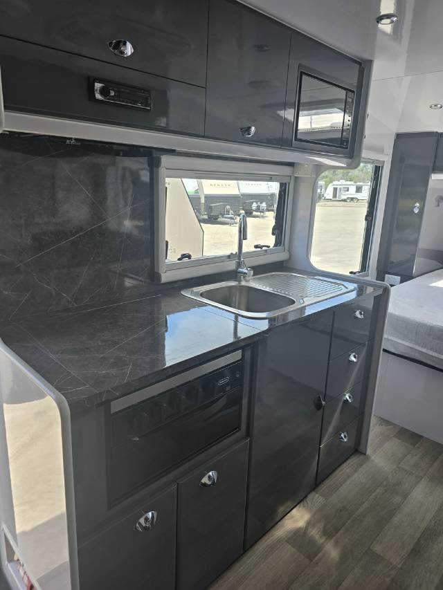 NEW 2024 NEWGEN NG18R CARAVAN 1 AXLE