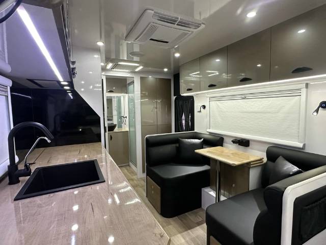 NEW 2023 REGENT DISCOVERER RDC196 CARAVAN 2 AXLE