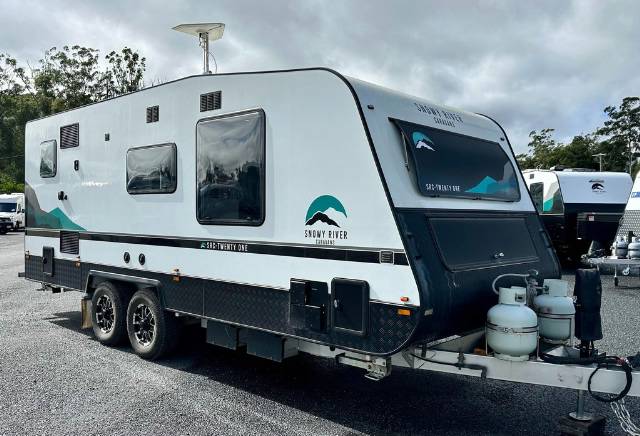 USED 2022 SNOWY RIVER SRC-21 CARAVAN 2 AXLE