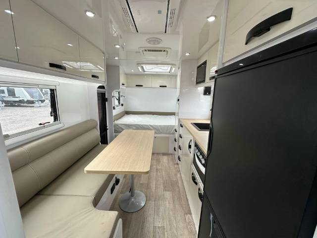 NEW 2024 SNOWY RIVER SRT-20F FAMILY CARAVAN 2 AXLE