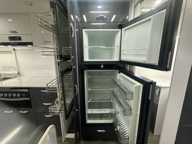 NEW 2023 REGENT DISCOVERER RDC210 CARAVAN 2 AXLE