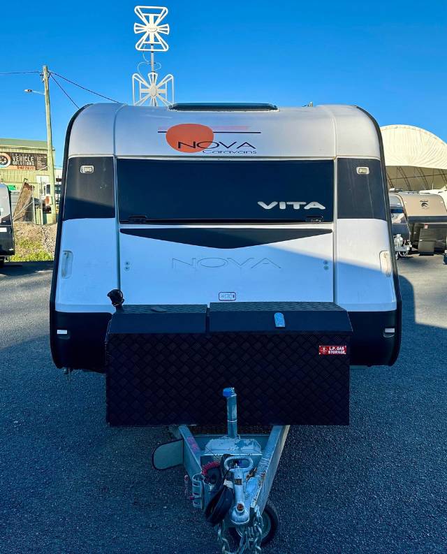 USED 2019 NOVA VITA SIDE CLUB CARAVAN 2 AXLE