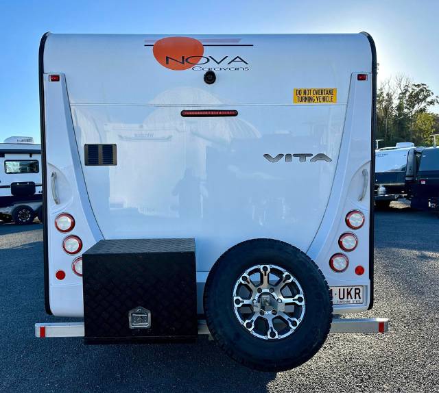 USED 2019 NOVA VITA SIDE CLUB CARAVAN 2 AXLE