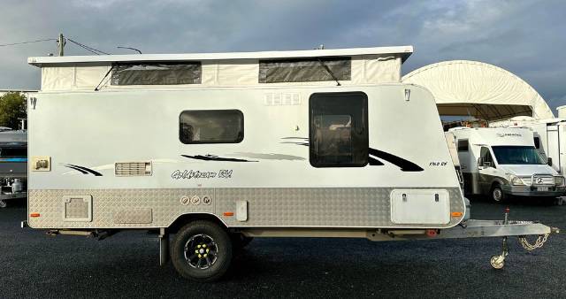 USED 2019 GOLDSTREAM 1760 R/ENSUITE POPTOP 1 AXLE