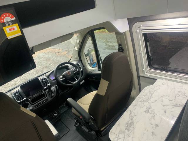 NEW 2024 AVIDA ESCAPE V6414 MOTORHOME MOTORHOME