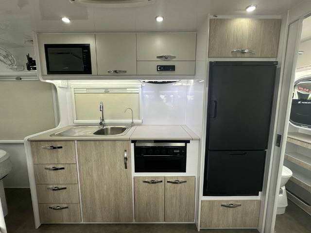 NEW 2024 SNOWY RIVER SRT18 MULTI TERRAIN CARAVAN 1 AXLE