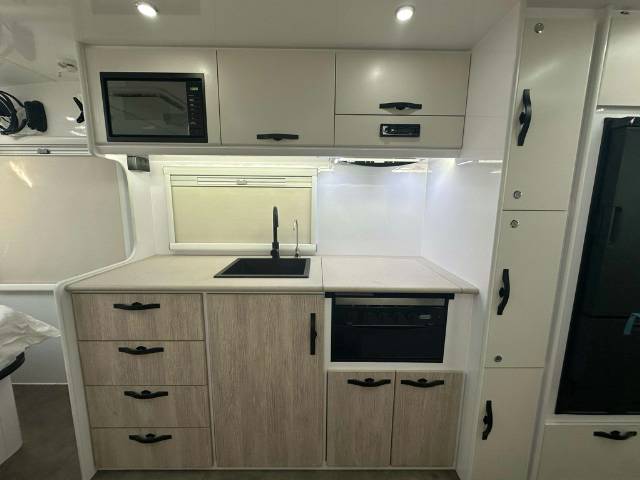 NEW 2024 SNOWY RIVER SRT20 MULTI TERRAIN CARAVAN 2 AXLE