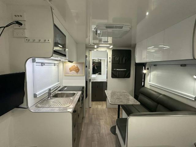 USED 2022 COROMAL SOUL SEEKER CARAVAN 1 AXLE