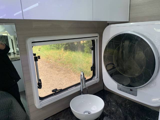 NEW 2024 AVIDA ESPERANCE B7842SL MOTOHOME AVAILABLE NOW