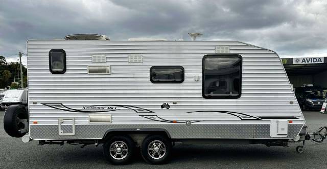 USED 2013 KINGDOM KENSINGTON CARAVAN 2 AXLE