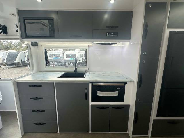 NEW 2024 SNOWY RIVER SRT20 MULTI TERRAIN CARAVAN 2 AXLE