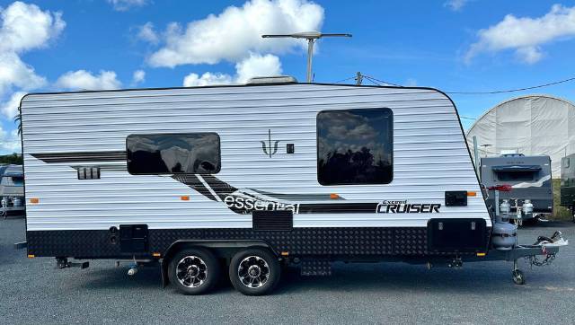 USED 2021 ESSENTIAL CARAVANS EXCEED CRUISER CARAVAN 2 AXLE