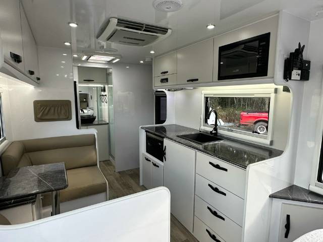 NEW 2024 SNOWY RIVER SRT19 MULTI TERRAIN CARAVAN 2 AXLE