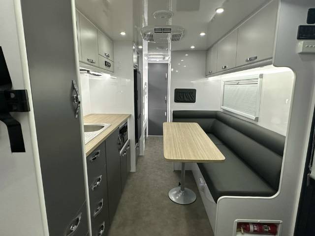 NEW 2024 SNOWY RIVER SRC20F 2 BUNKS CARAVAN 2 AXLE