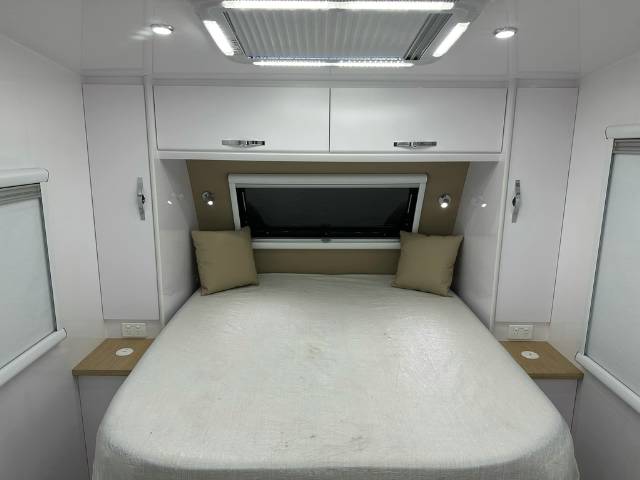 NEW 2024 SNOWY RIVER SRC22F FAMILY 2 BUNK CARAVAN 2 AXLE