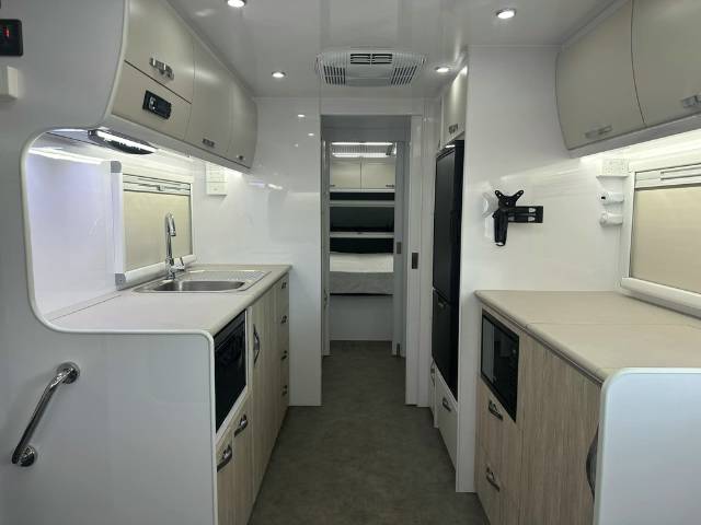 NEW 2024 SNOWY RIVER SRC24 CLUB CARAVAN 2 AXLE