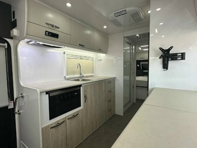 NEW 2024 SNOWY RIVER SRC24 CLUB CARAVAN 2 AXLE