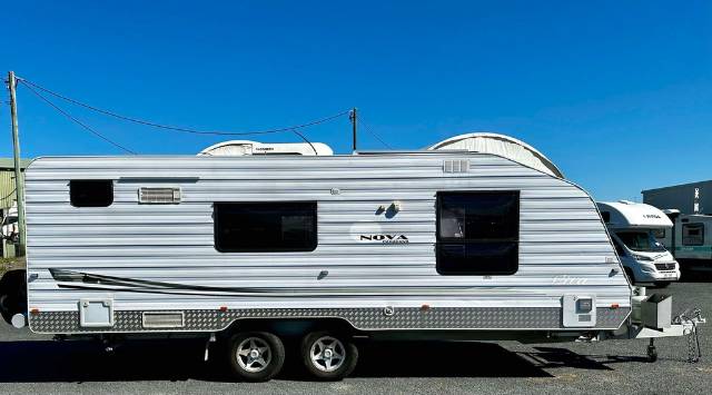 USED 2009 NOVA VITA SEMI OFF ROAD CARAVAN 2 AXLE