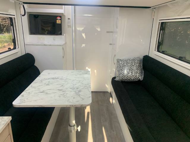 NEW 2024 AVIDA LEURA B6832 MOTORHOME MOTORHOME