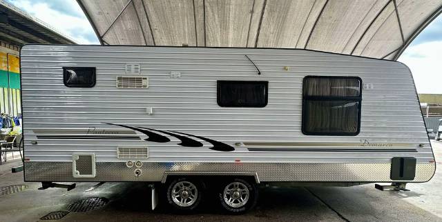 USED 2010 DEMARCO PANTERRA CARAVAN 2 AXLE