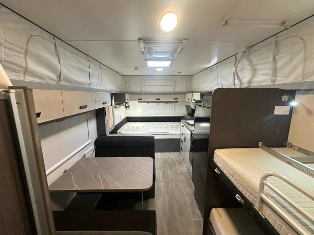 USED 2021 JAYCO JOURNEY OUTBACK FAMILY POPTOP 2 AXLE