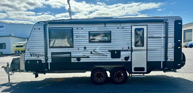 USED 2016 PARAMOUNT VOGUE OFF ROAD CARAVAN 2 AXLE