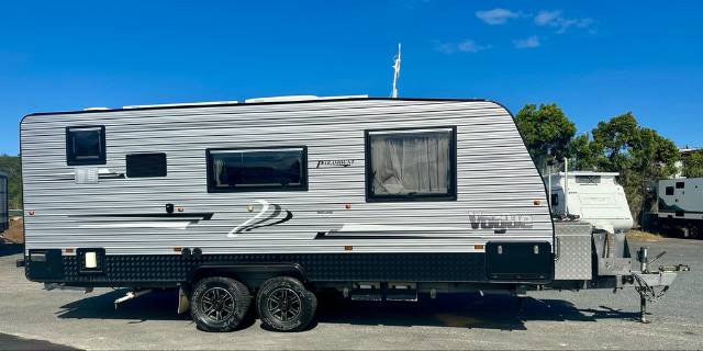 USED 2016 PARAMOUNT VOGUE OFF ROAD CARAVAN 2 AXLE